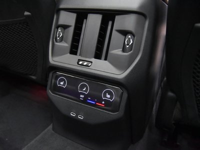2025 BMW X3 thumbnail 19