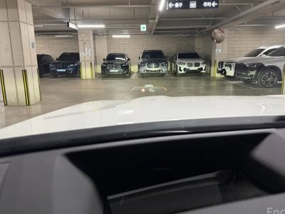 2025 BMW X7 — миниатюра 12