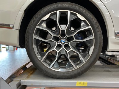 BMW X7 - 3