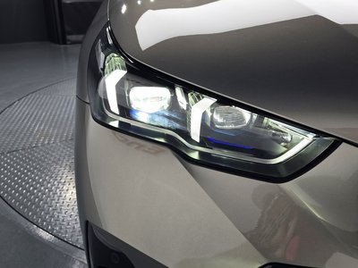 2025 BMW 5 SERIES photo 9