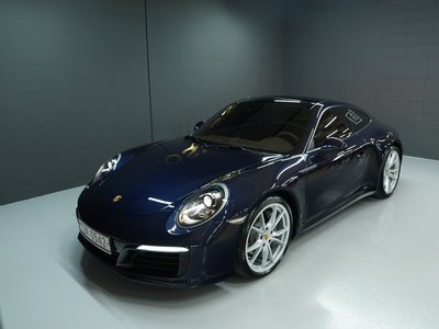 PORSCHE 911 - 8