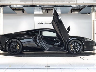 MCLAREN GT - 7