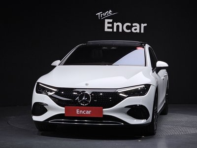 MERCEDES-BENZ EQE - 2