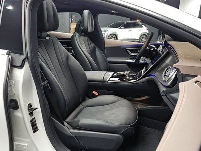 MERCEDES-BENZ EQE - 10