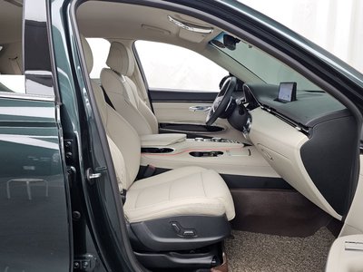 صورة مصغرة 11 لـ 2021 Genesis GV70