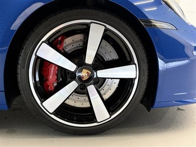 صورة 7 لـ 2025 Porsche 911