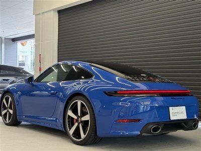 صورة 4 لـ 2025 Porsche 911