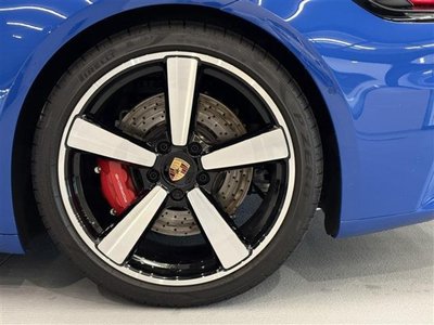 صورة 10 لـ 2025 Porsche 911