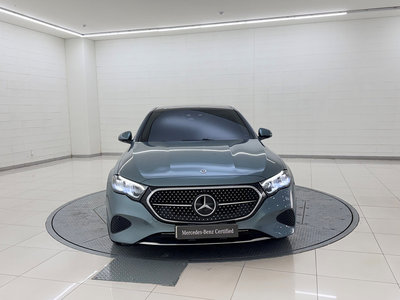 MERCEDES-BENZ E-CLASS - 8