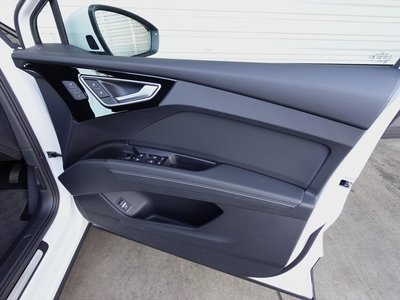 AUDI Q4 SPORTBACK E-TRON - 9