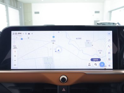 TOYOTA CROWN CROSSOVER - 8