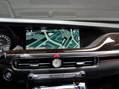 2020 Genesis G90 — миниатюра 14