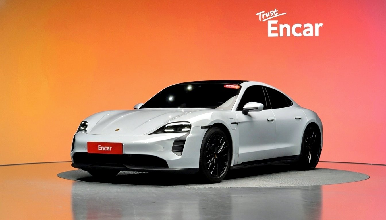 PORSCHE TAYCAN - View 1