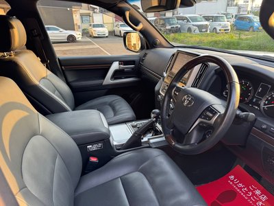 2019 Toyota LAND CRUISER 200 照片 9