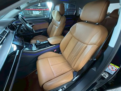صورة مصغرة 42 لـ 2022 AUDI A8