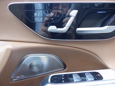 MERCEDES-BENZ E-CLASS - 3