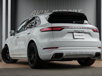 PORSCHE CAYENNE - 3