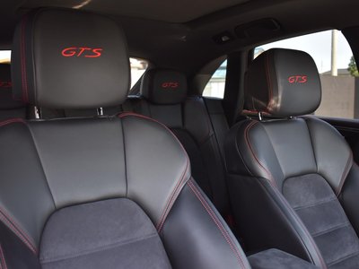 2018 Porsche MACAN 缩略图 16