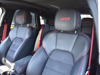 2018 Porsche MACAN 缩略图 19