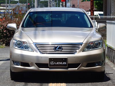 2011 LEXUS LS photo 2