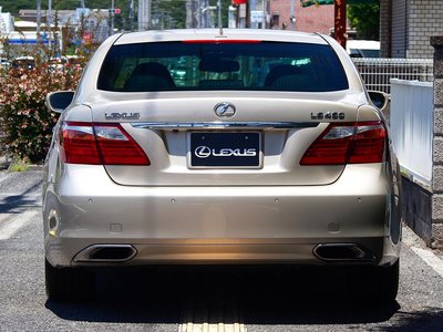 2011 LEXUS LS photo 5