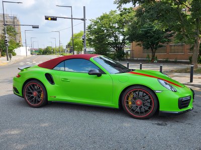 PORSCHE 911 - 4