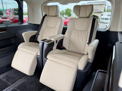 صورة مصغرة 40 لـ 2022 Toyota GRAND ACE
