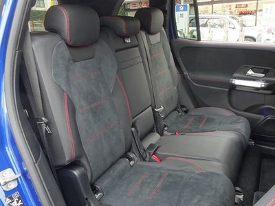 MERCEDES-BENZ GLB - 9