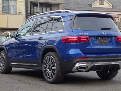 MERCEDES-BENZ GLB - 6