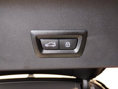 2025 BMW X3 thumbnail 15