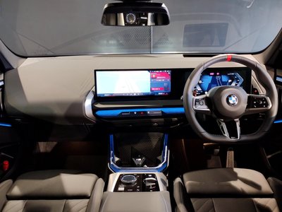 صورة 2 لـ 2025 BMW X3