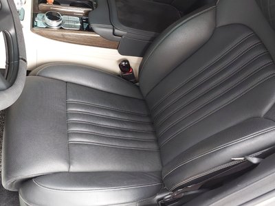 2021 Genesis G90 photo 10
