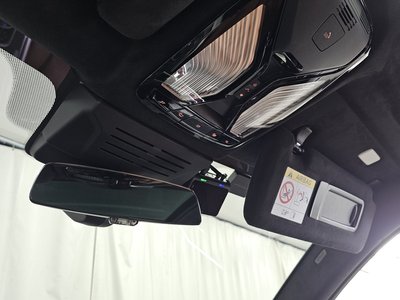 2025 BMW X7 — миниатюра 27
