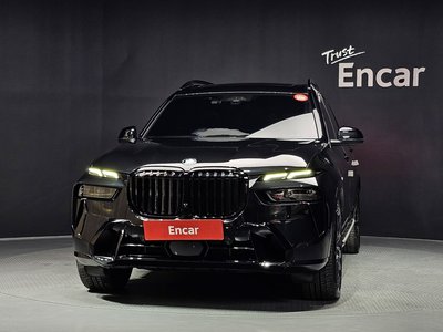 صورة 2 لـ 2025 BMW X7