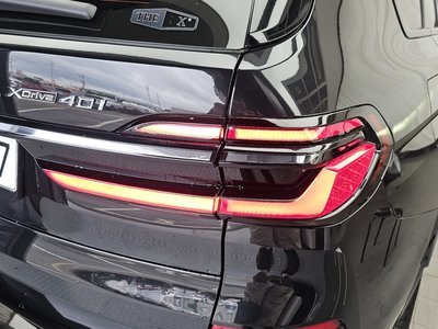 صورة 10 لـ 2025 BMW X7