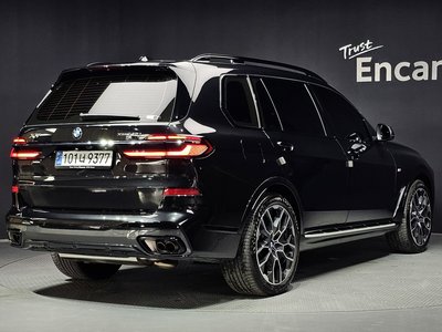 صورة 4 لـ 2025 BMW X7