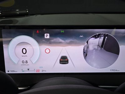2024 Genesis GV70 photo 8