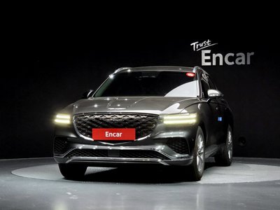 2024 Genesis GV70 photo 2