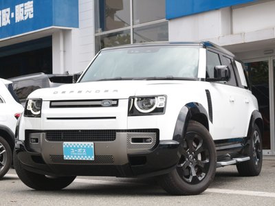 LAND ROVER DEFENDER - 8