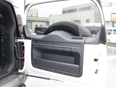صورة مصغرة 46 لـ 2023 LAND Rover DEFENDER