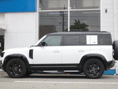 LAND ROVER DEFENDER - 6