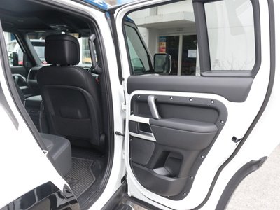 صورة مصغرة 45 لـ 2023 LAND Rover DEFENDER