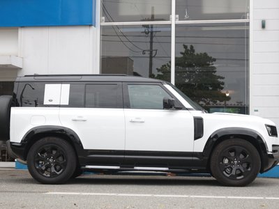 LAND ROVER DEFENDER - 5