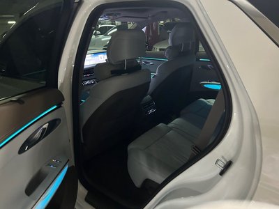 2024 Genesis GV70 thumbnail 18