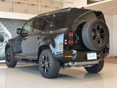 2023 LAND Rover DEFENDER thumbnail 36
