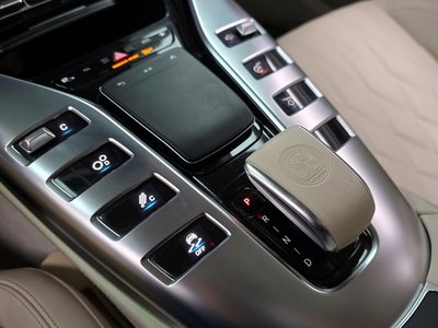 MERCEDES-BENZ GT AMG - 9