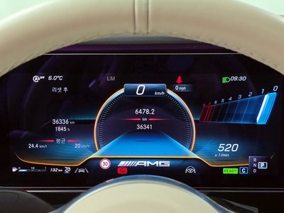 MERCEDES-BENZ GT AMG - 8