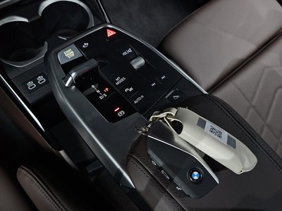 2025 BMW X1 photo 9