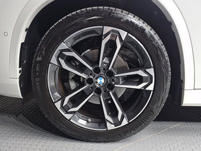 2025 BMW X1 photo 6