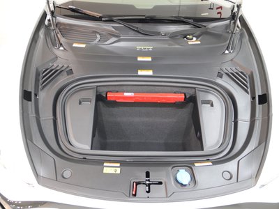 صورة 7 لـ 2025 AUDI S E-TRON GT
